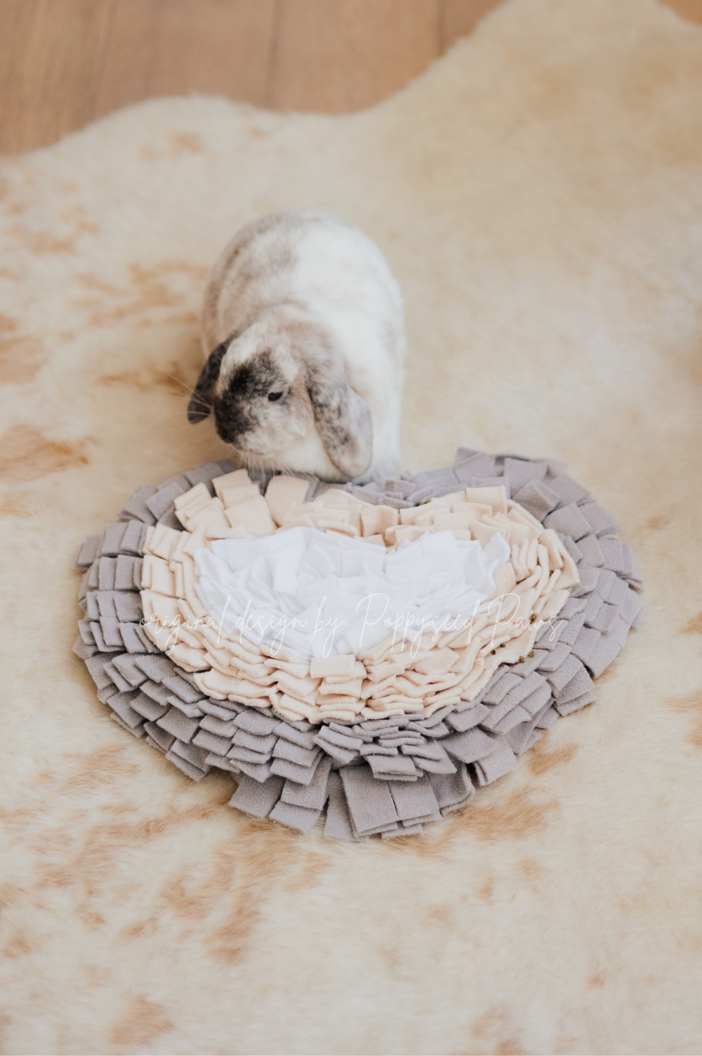 Original Heart Forager Snuffle Mat & Aesthetic Fleece Slow Feeder Puzzle | Malibu Gray