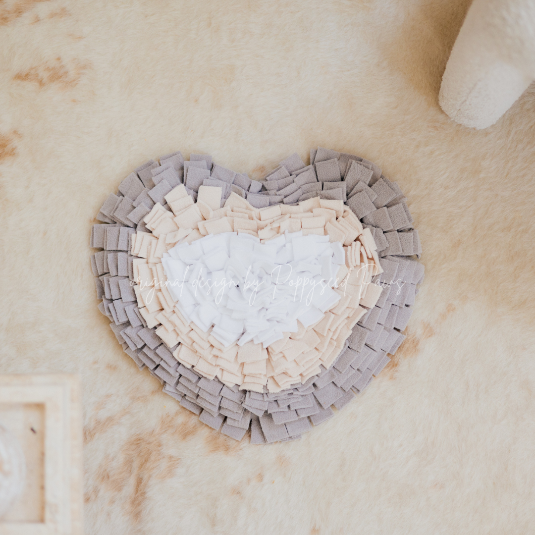 Original Heart Forager Snuffle Mat & Aesthetic Fleece Slow Feeder Puzzle | Malibu Gray