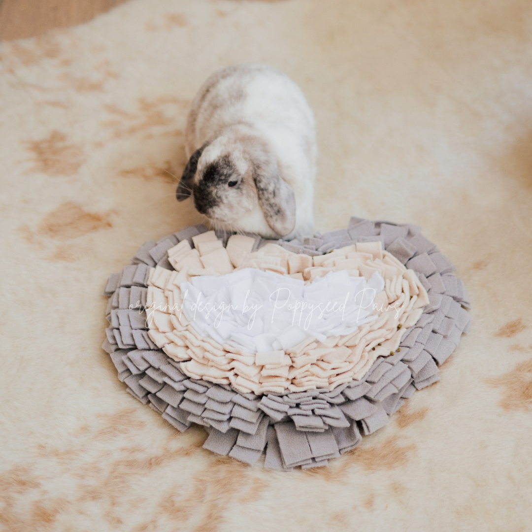 Original Heart Forager Snuffle Mat & Aesthetic Fleece Slow Feeder Puzzle | Malibu Gray