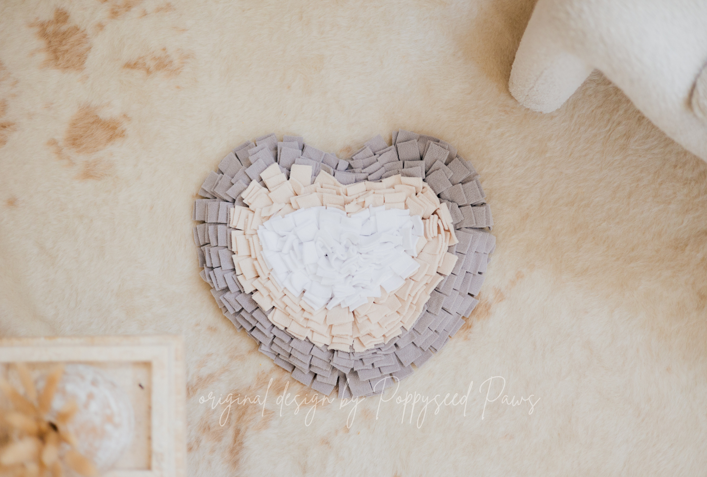 Original Heart Forager Snuffle Mat & Aesthetic Fleece Slow Feeder Puzzle | Malibu Gray